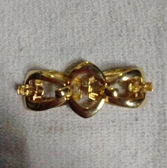 Wide goldtone link bracelet runway statement - Picture 3 of 5